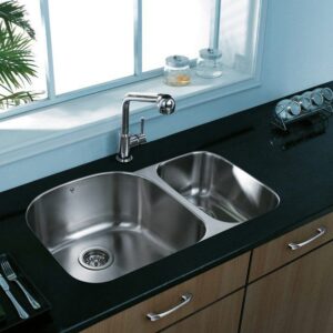 Vigo VG3121L 31-inch Undermount Stainless Steel 18 Gauge Double Bowl Kitchen Sink