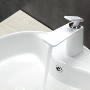 Kubebath AFB1639WH Aqua Adatto Single Lever Faucet in Chrome and White