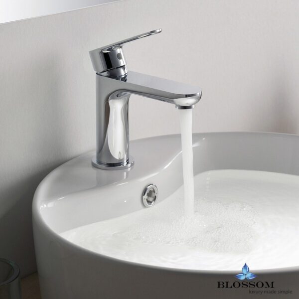 Blossom F01 119 01 Single Handle Lavatory Faucet in Chrome F01 119 01 F0111901