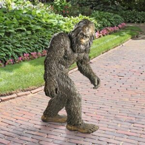 Design Toscano DB383049 19 1/2 Inch Bigfoot the Garden Yeti Statue, Large