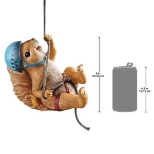 Design Toscano JQ7678 6 1/2 Inch Skyler the Climbing Squirrel Statue