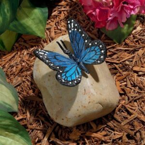 Design Toscano MP7482 6 Inch Papilio Ulysses Butterfly on Rock Statue