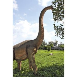 Design Toscano NE100055 215 1/2 Inch Brachiosaurus Looking Forward