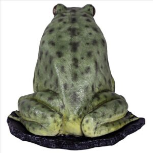 Design Toscano NE130060 50 Inch Great Green Barred Frog Statue