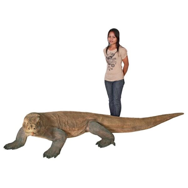 Design Toscano NE80121 130 Inch Life Size Komodo Dragon Statue