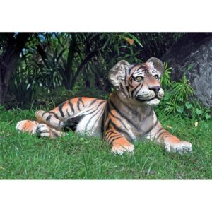 Design Toscano NE80148 32 Inch Lying Down Tiger Cub