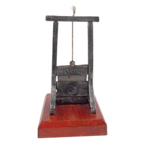 Design Toscano SP0427 5 Inch Mini Medieval Guillotine